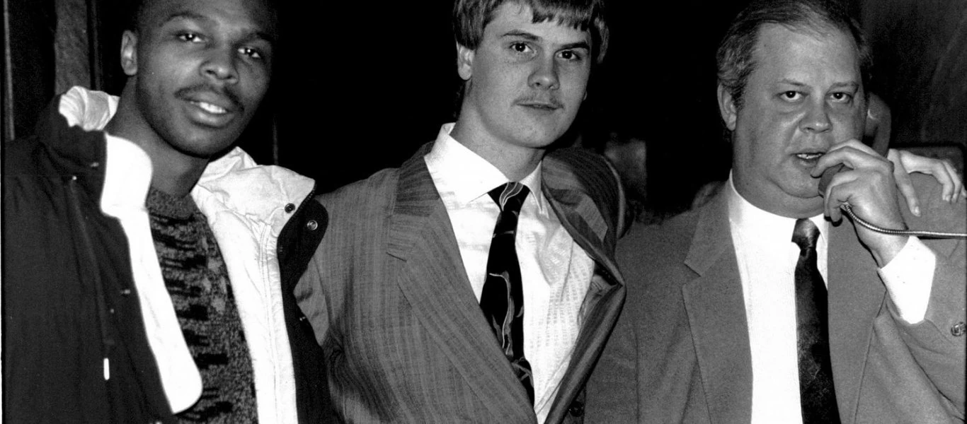 Ήταν 15 ετών και πληροφοριοδότης του FBI: Τώρα ζητά 100 εκατ.$ γιατί έμεινε στη φυλακή για 30 χρόνια!